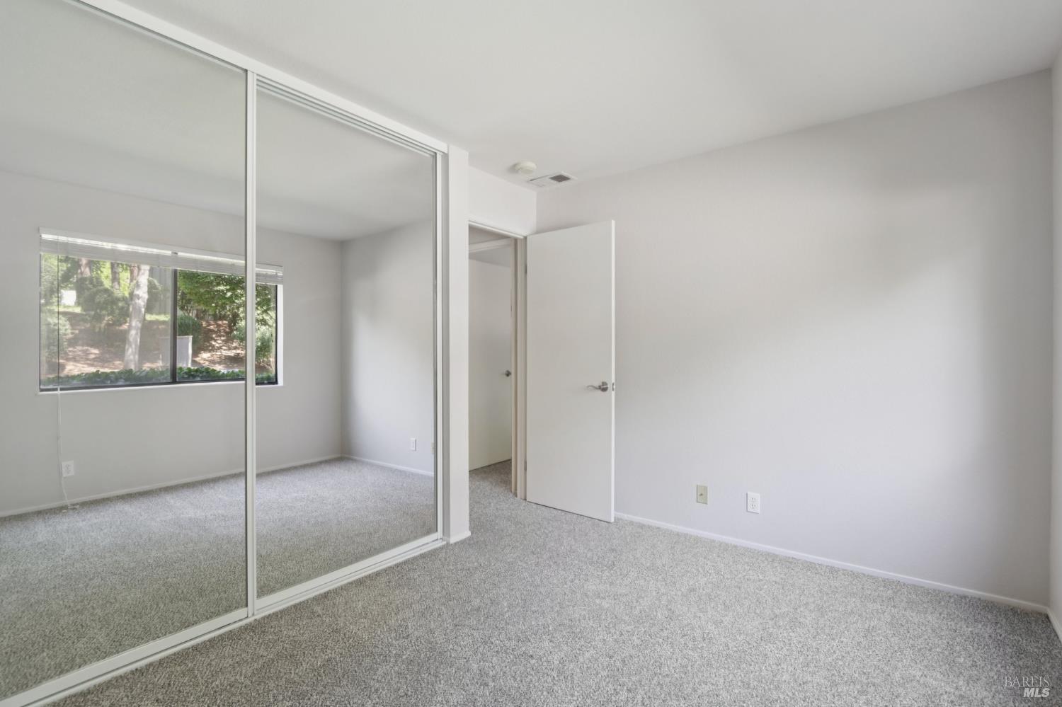 900 Cambridge Dr #51