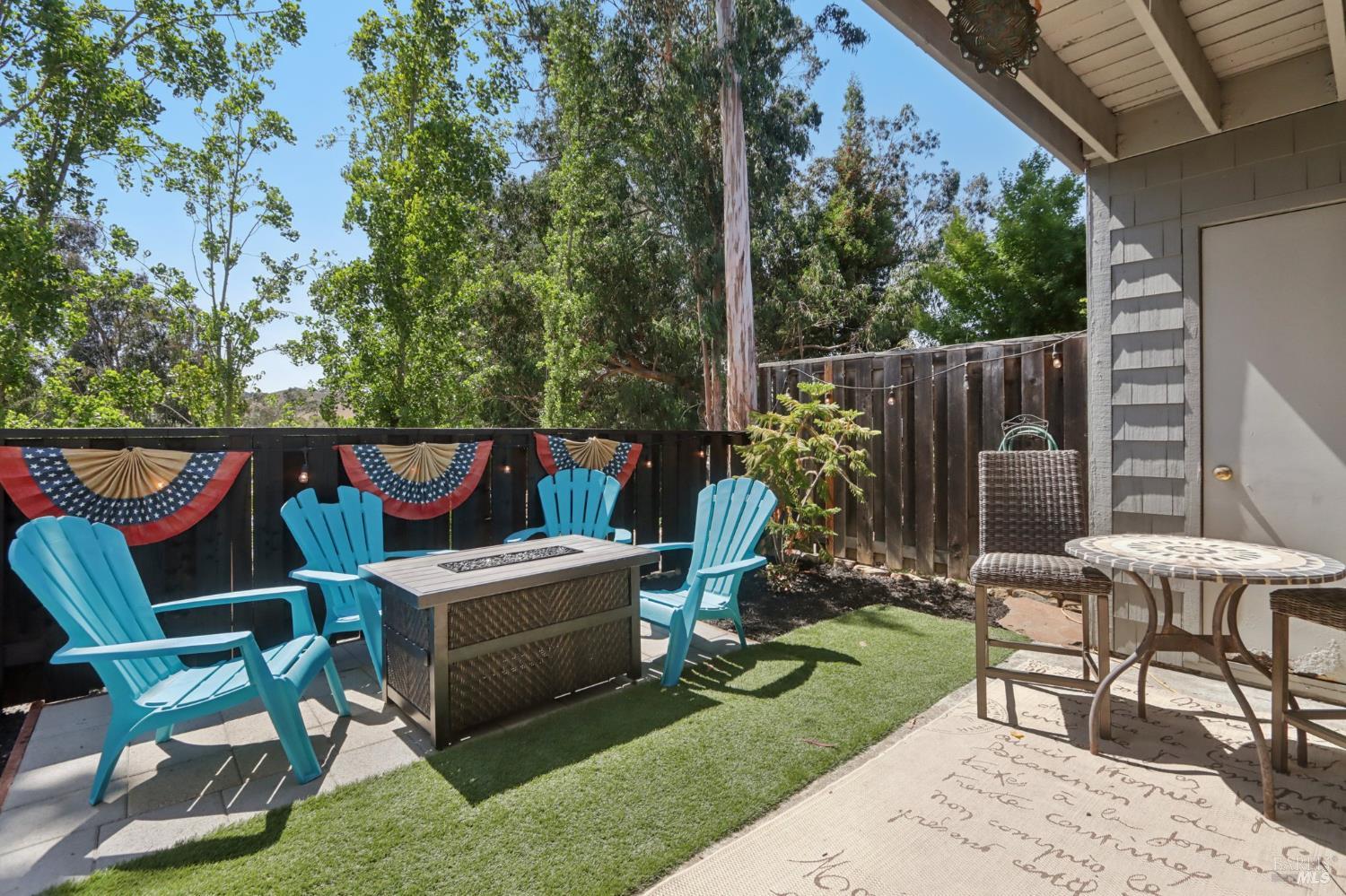 900 Cambridge Dr #51