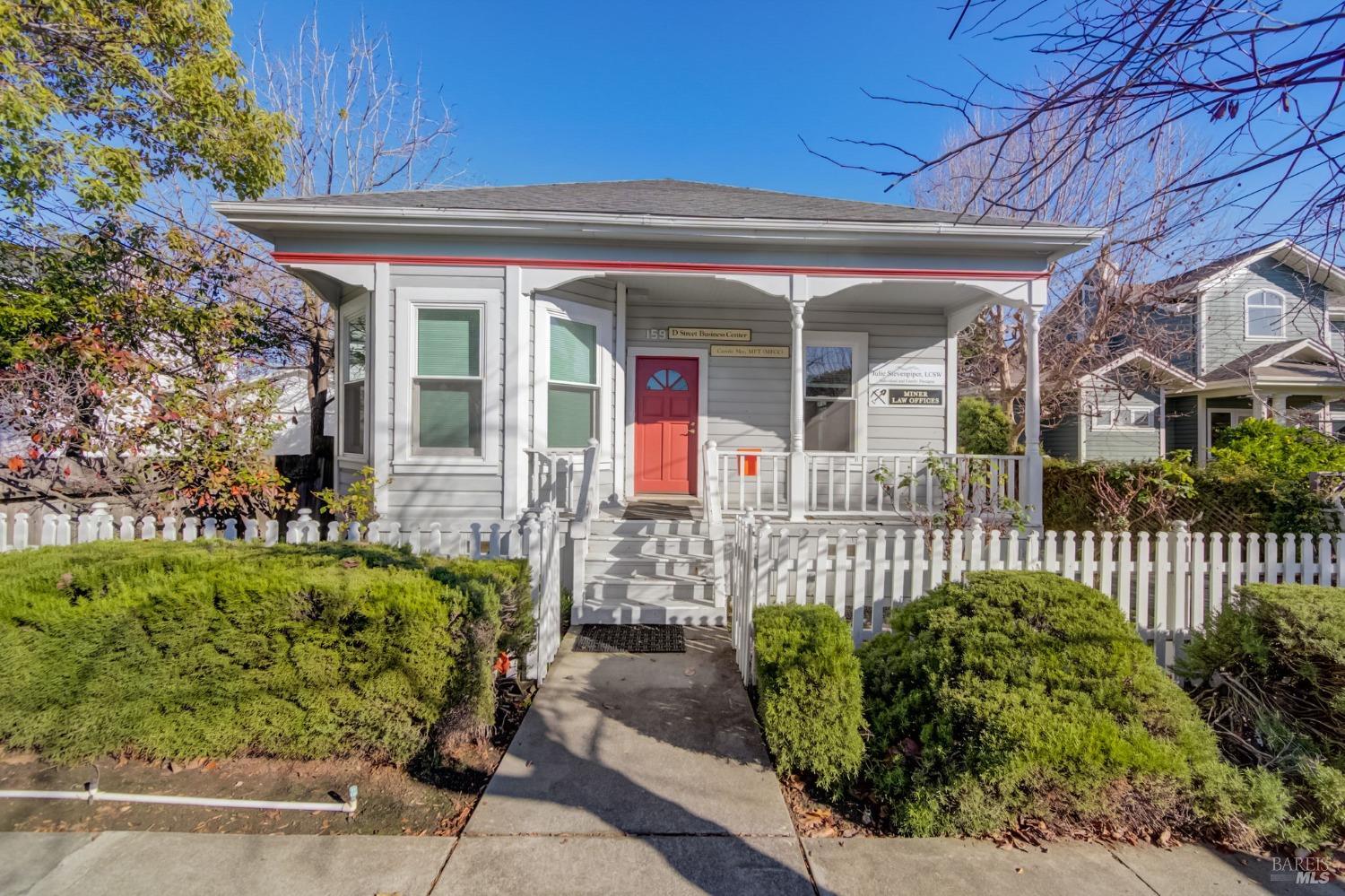 159 E D Street