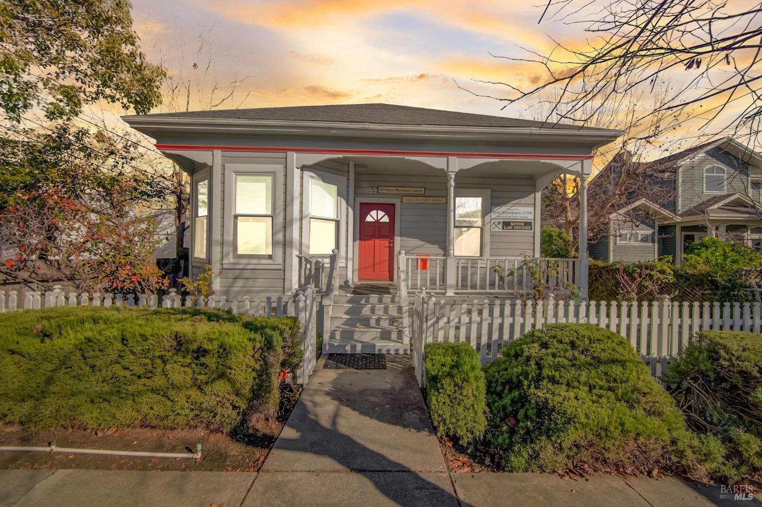 159 E D Street