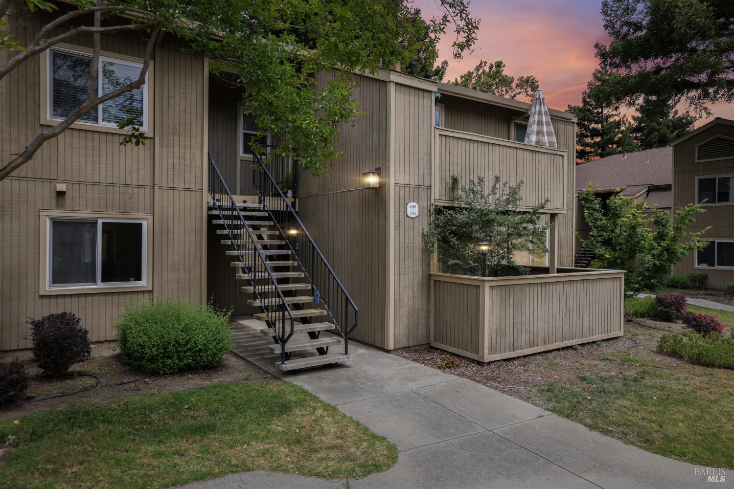 3383 Foxtail Terrace