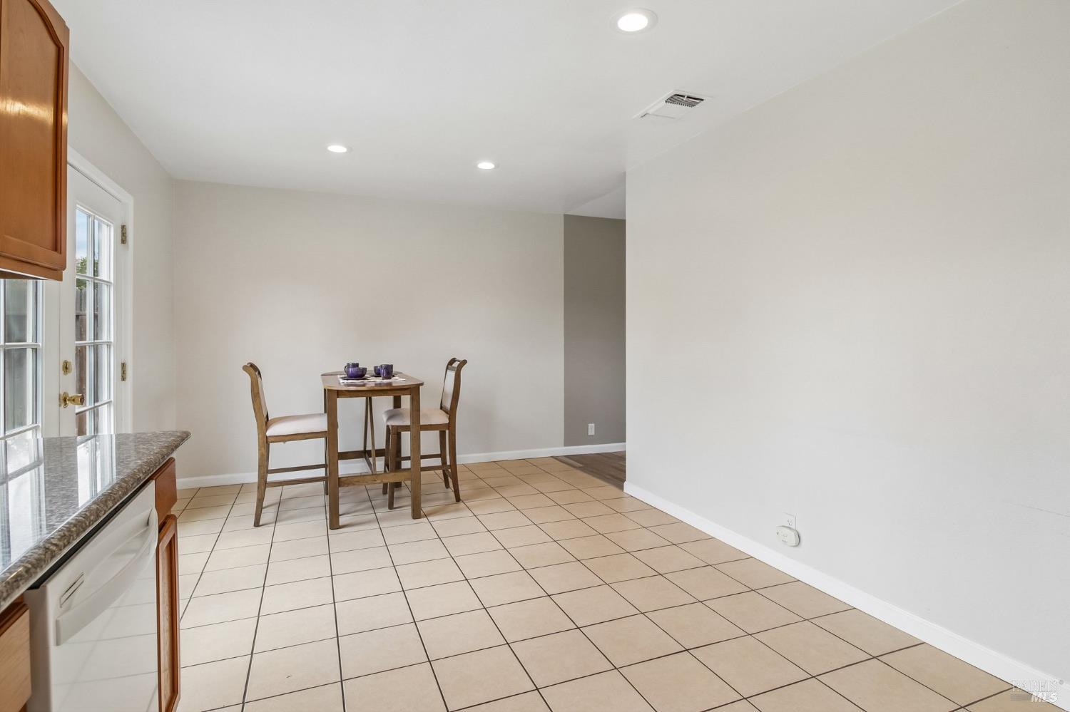 341 Shoveller Drive