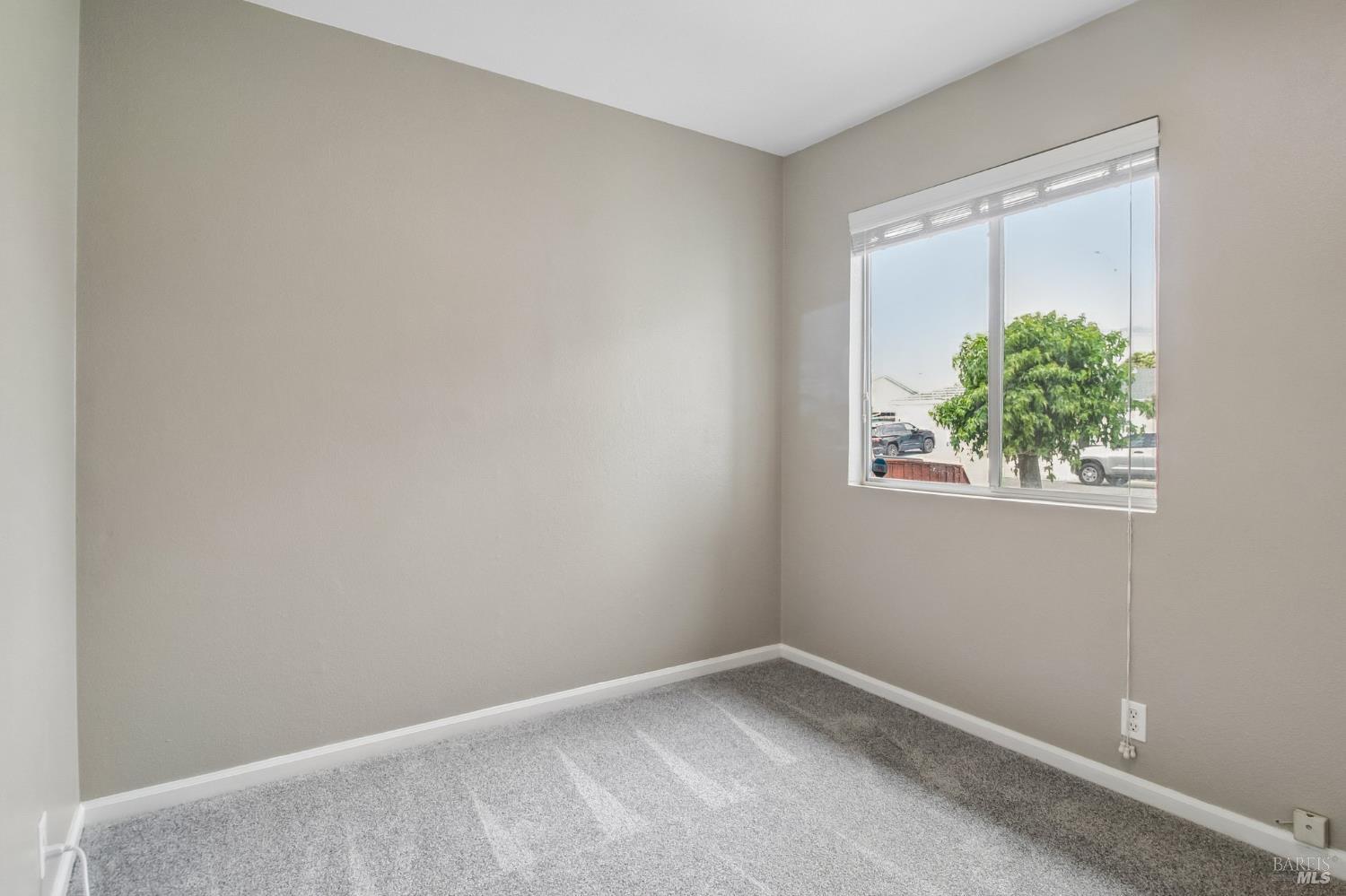 341 Shoveller Drive