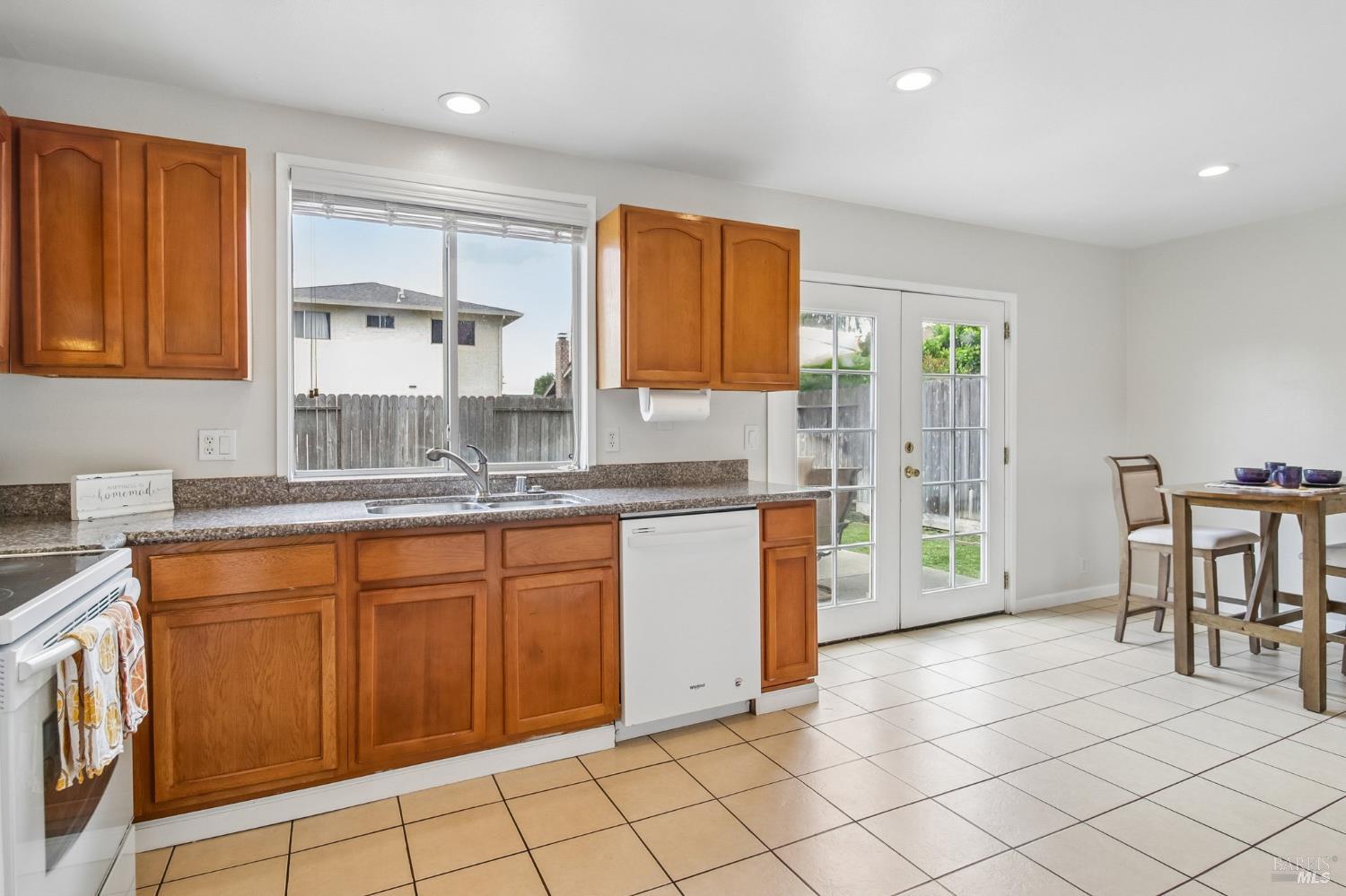 341 Shoveller Drive