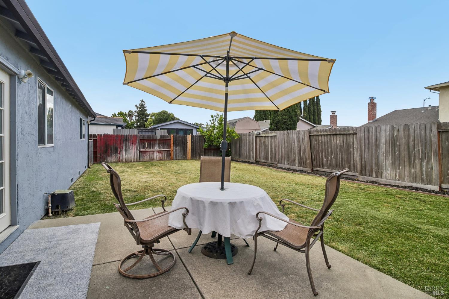341 Shoveller Drive