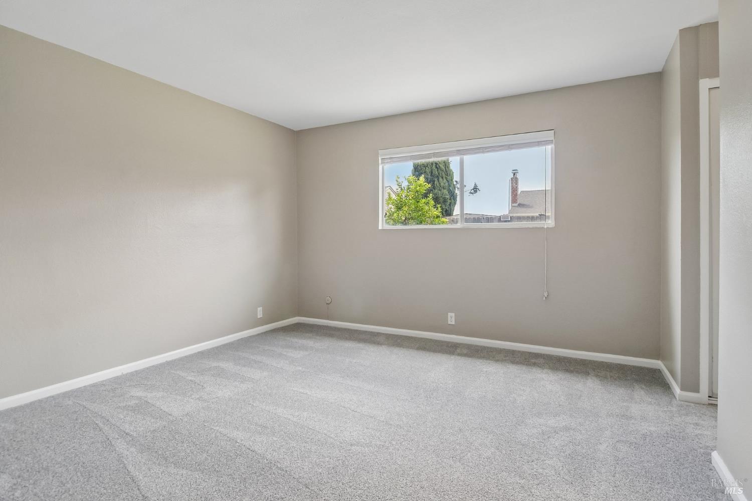 341 Shoveller Drive