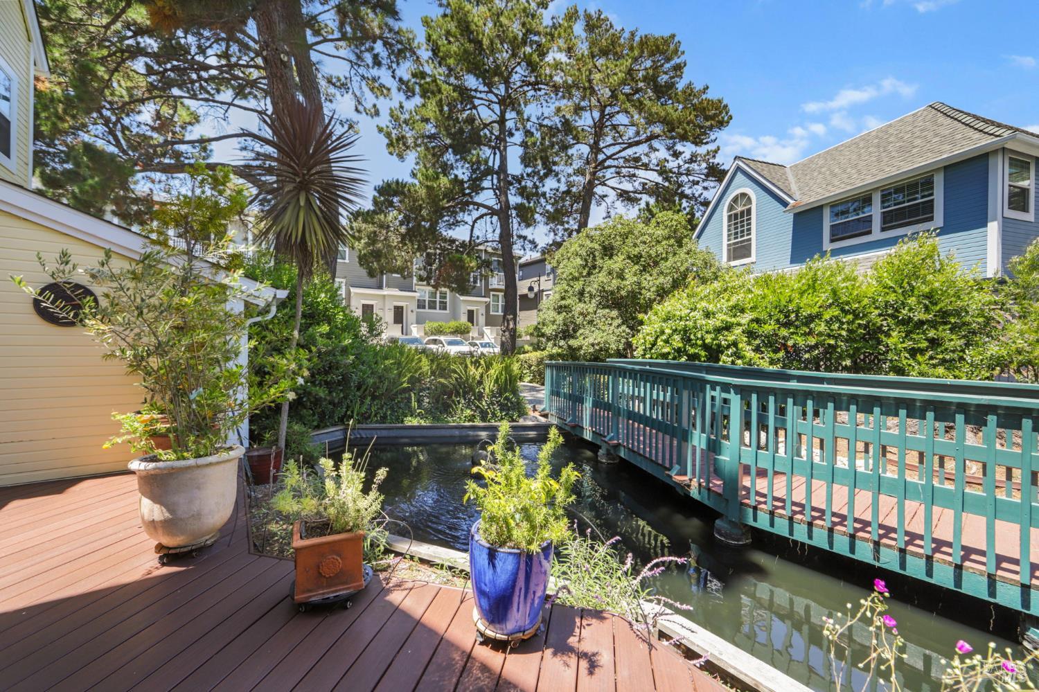 260 Marina Village Way
