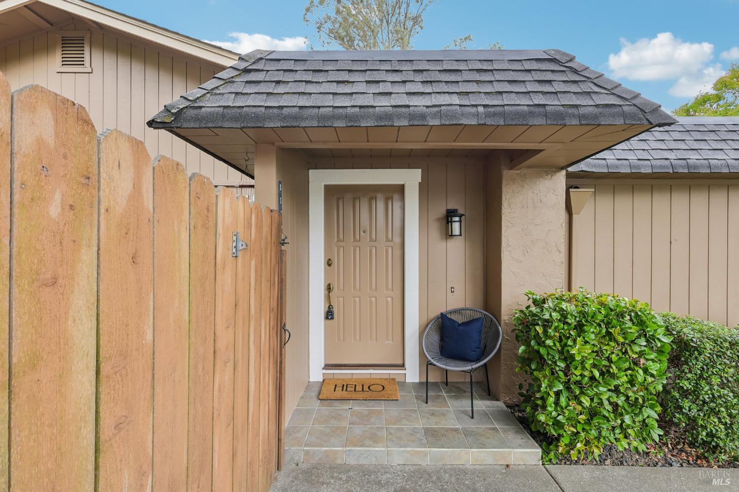 1140 Grove Circle