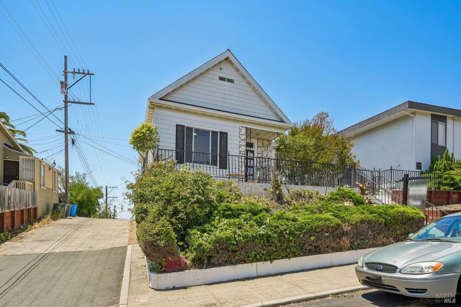 517 Branciforte Street