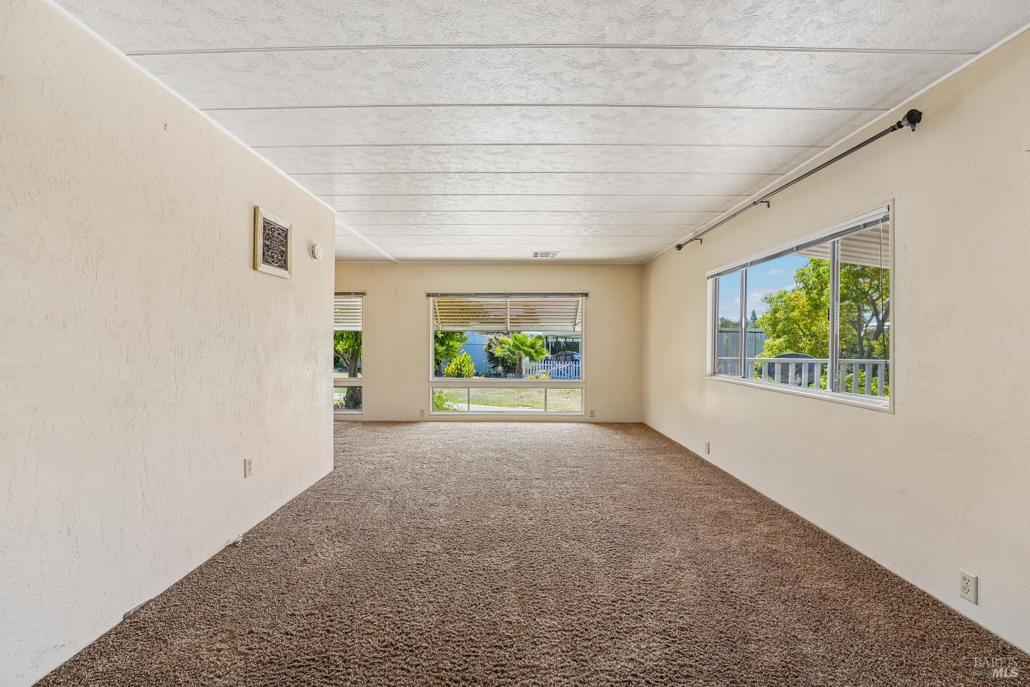 90 Hacienda Drive