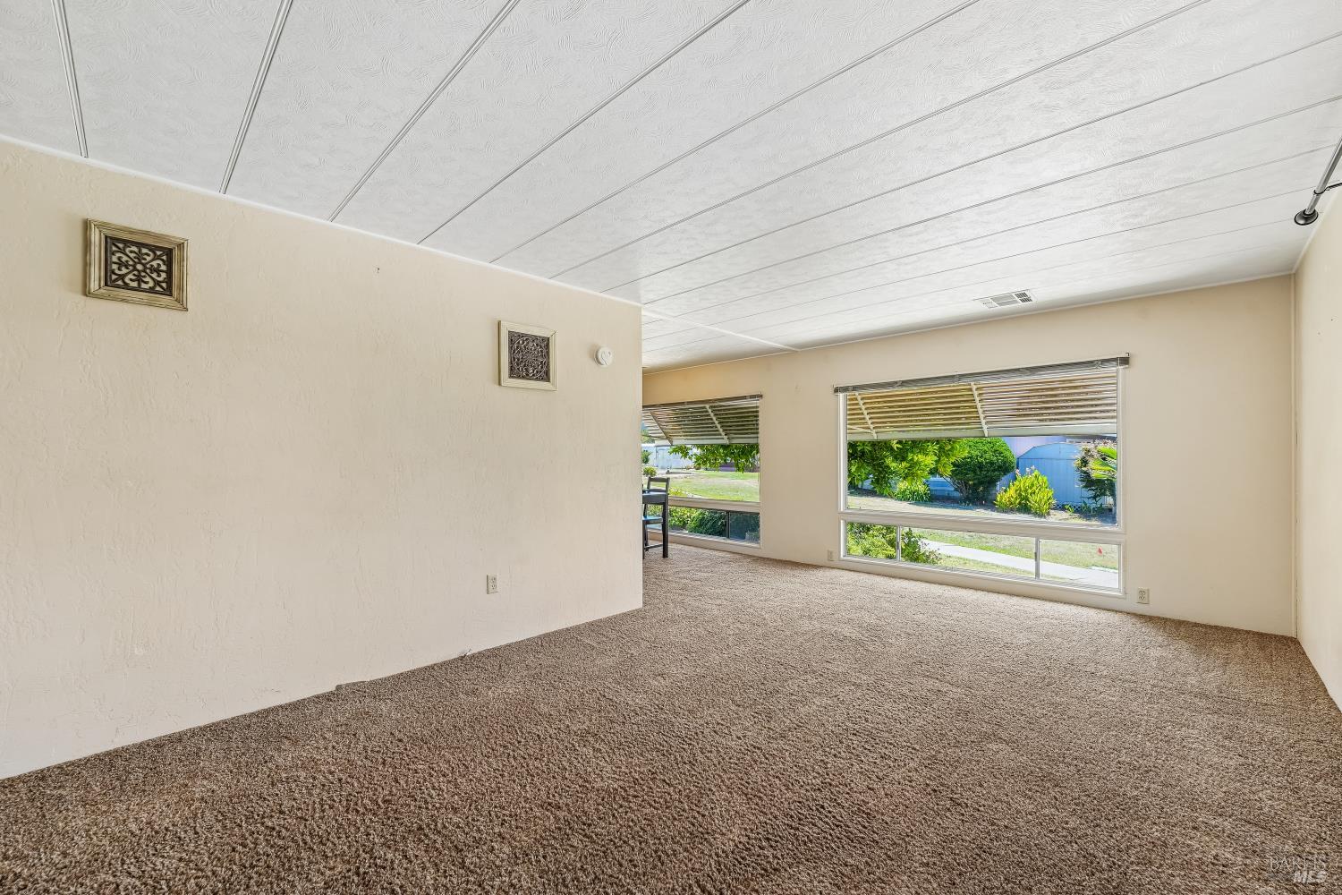 90 Hacienda Drive