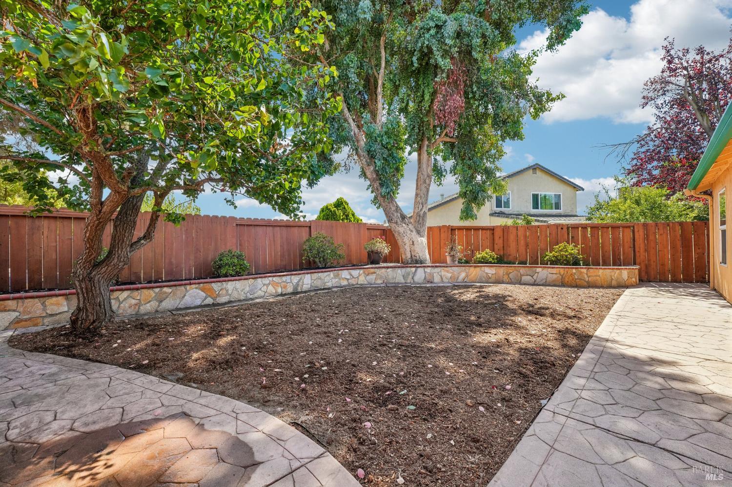 418 Larkin Drive