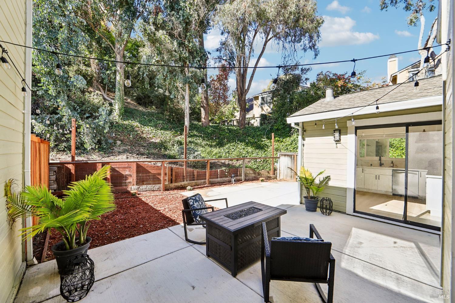 2101 Henry Avenue