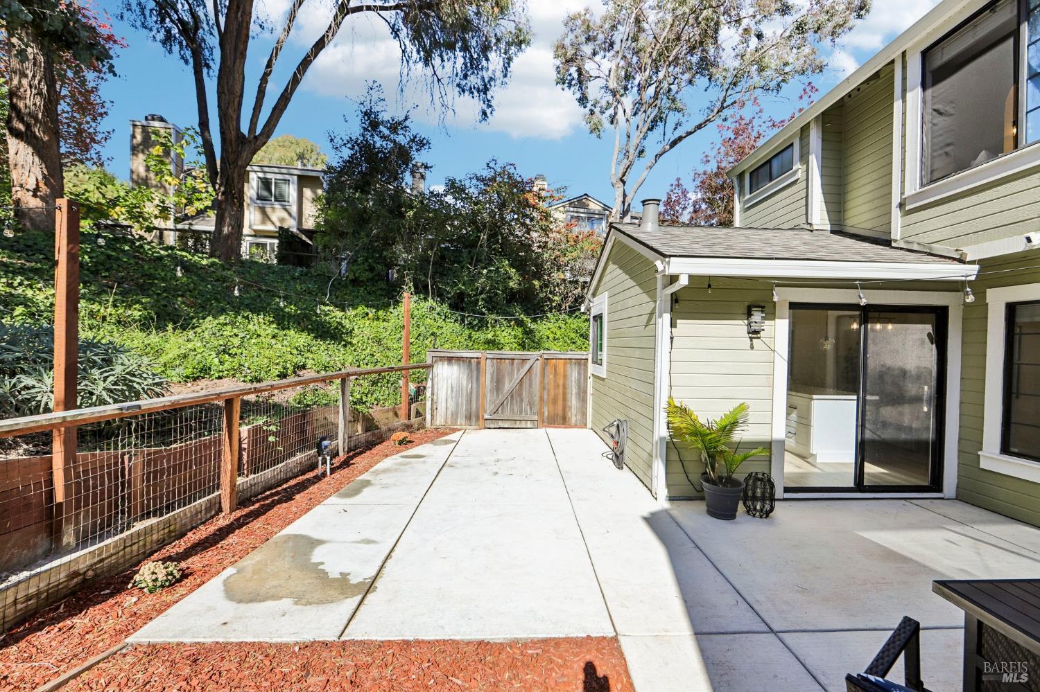 2101 Henry Avenue