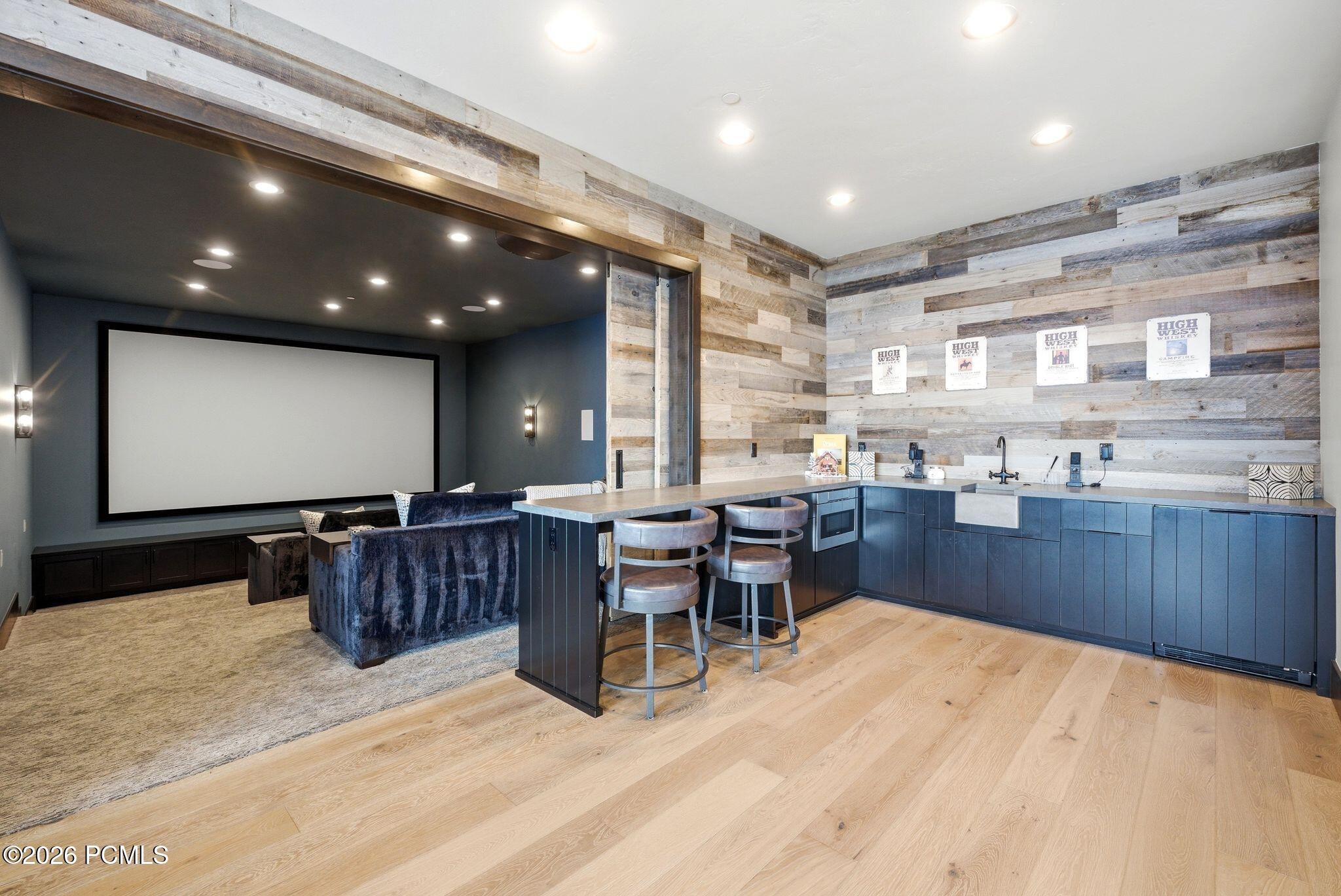 1125 N Explorer Peak Dr