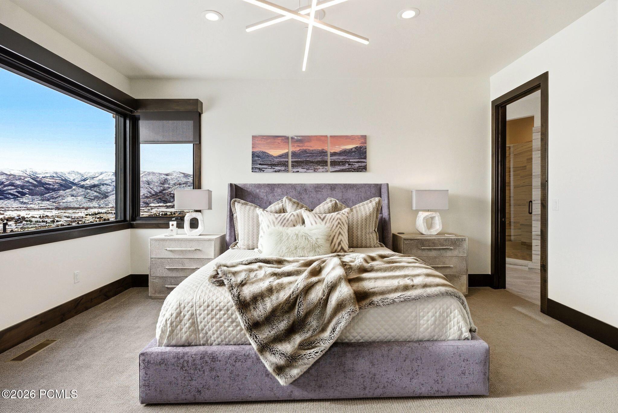 1125 N Explorer Peak Dr