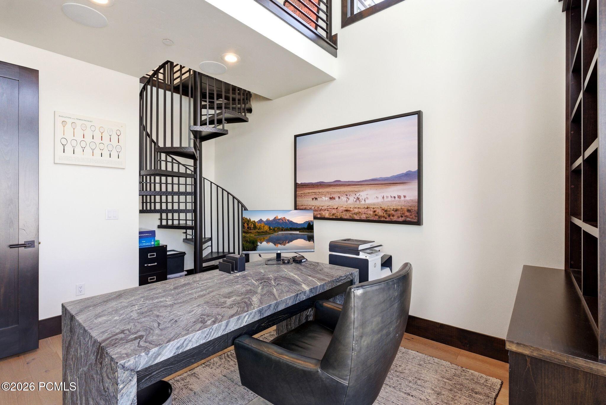 1125 N Explorer Peak Dr