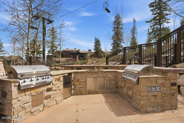 8880 Empire Club Dr 411