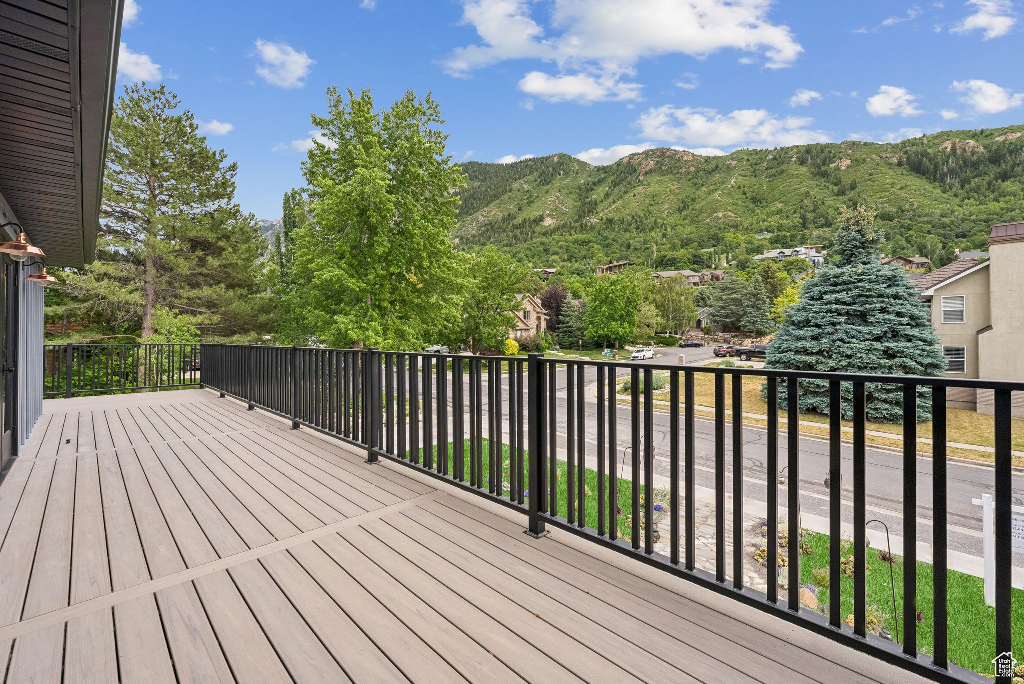 3787 E LITTLE COTTONWOOD LN