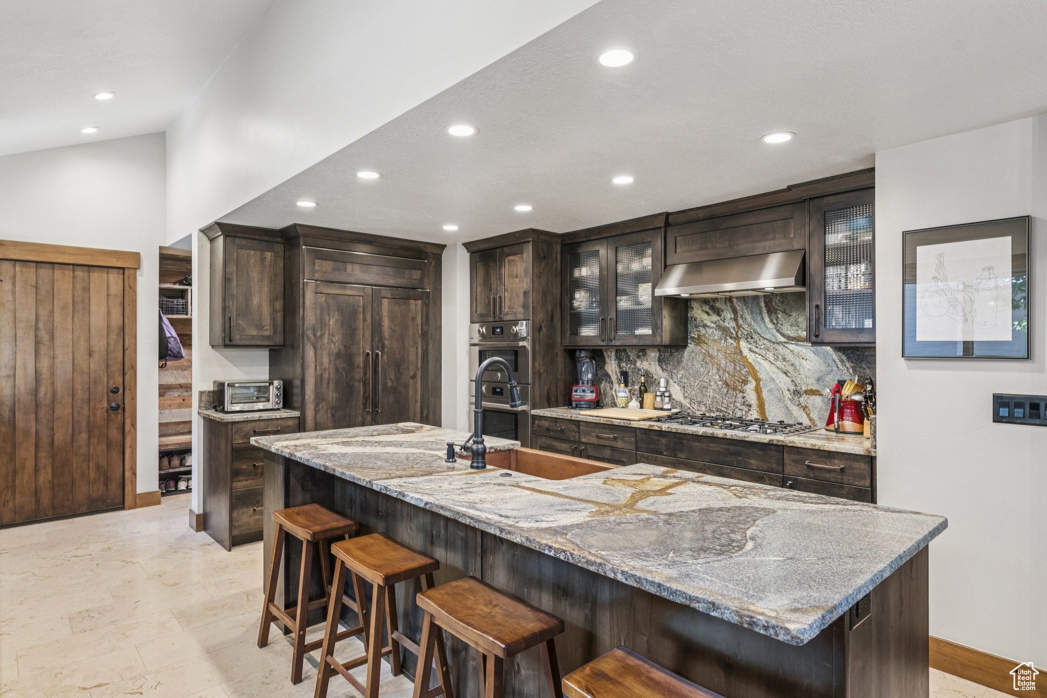 74 THAYNES CANYON DR
