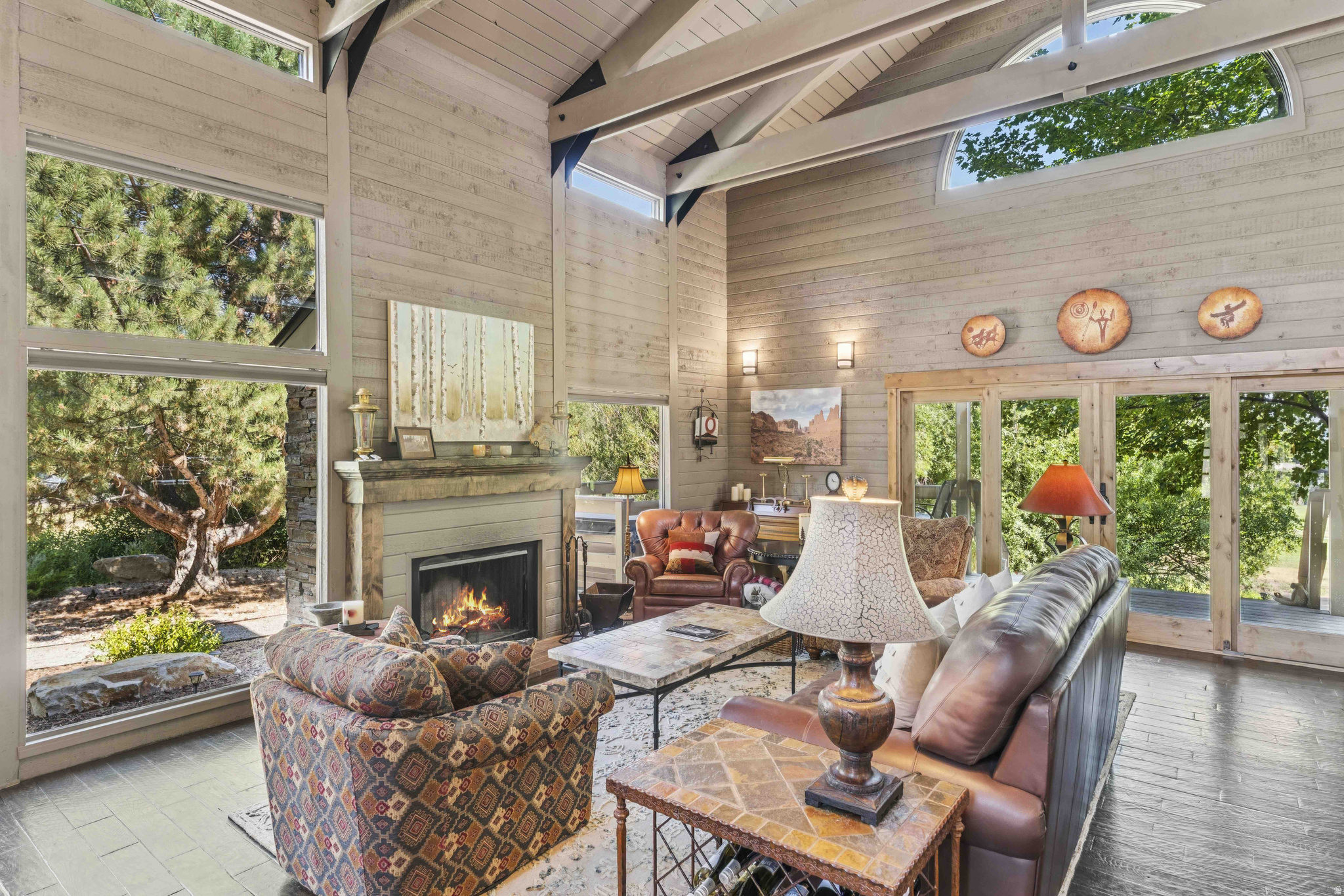 74 THAYNES CANYON DR