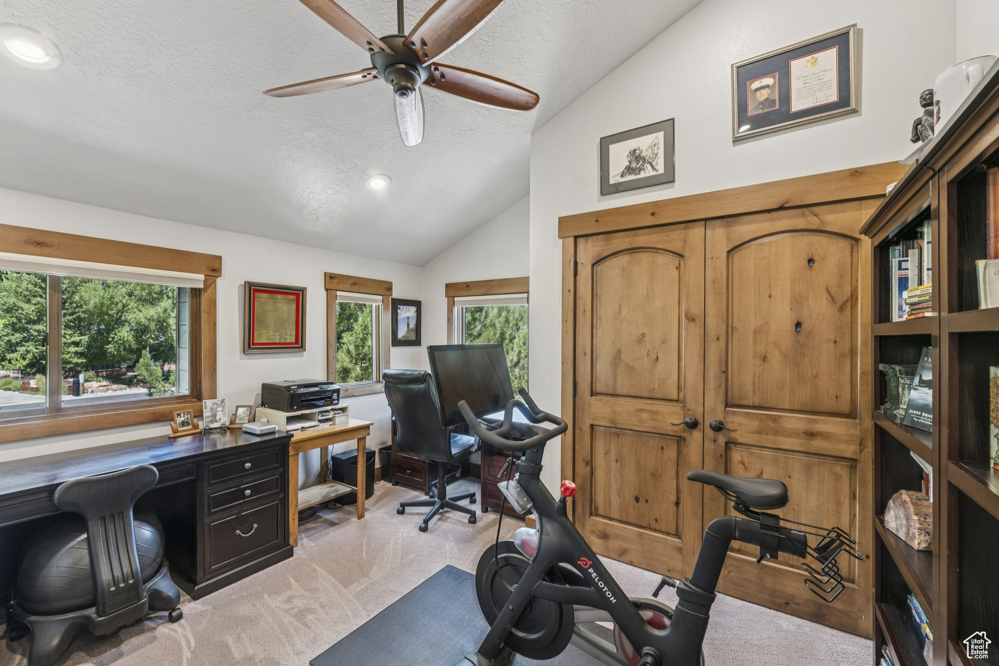 74 THAYNES CANYON DR