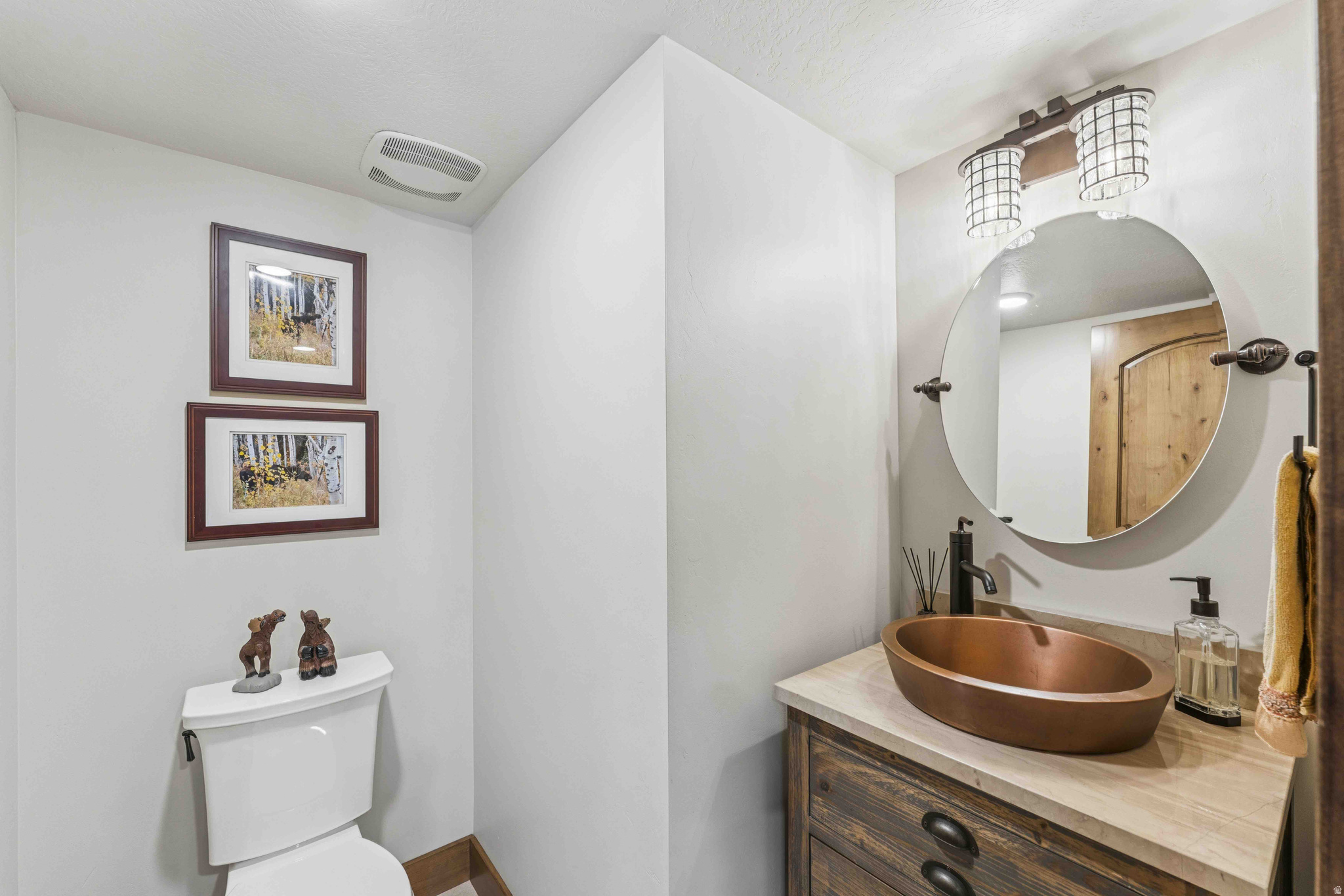 74 THAYNES CANYON DR