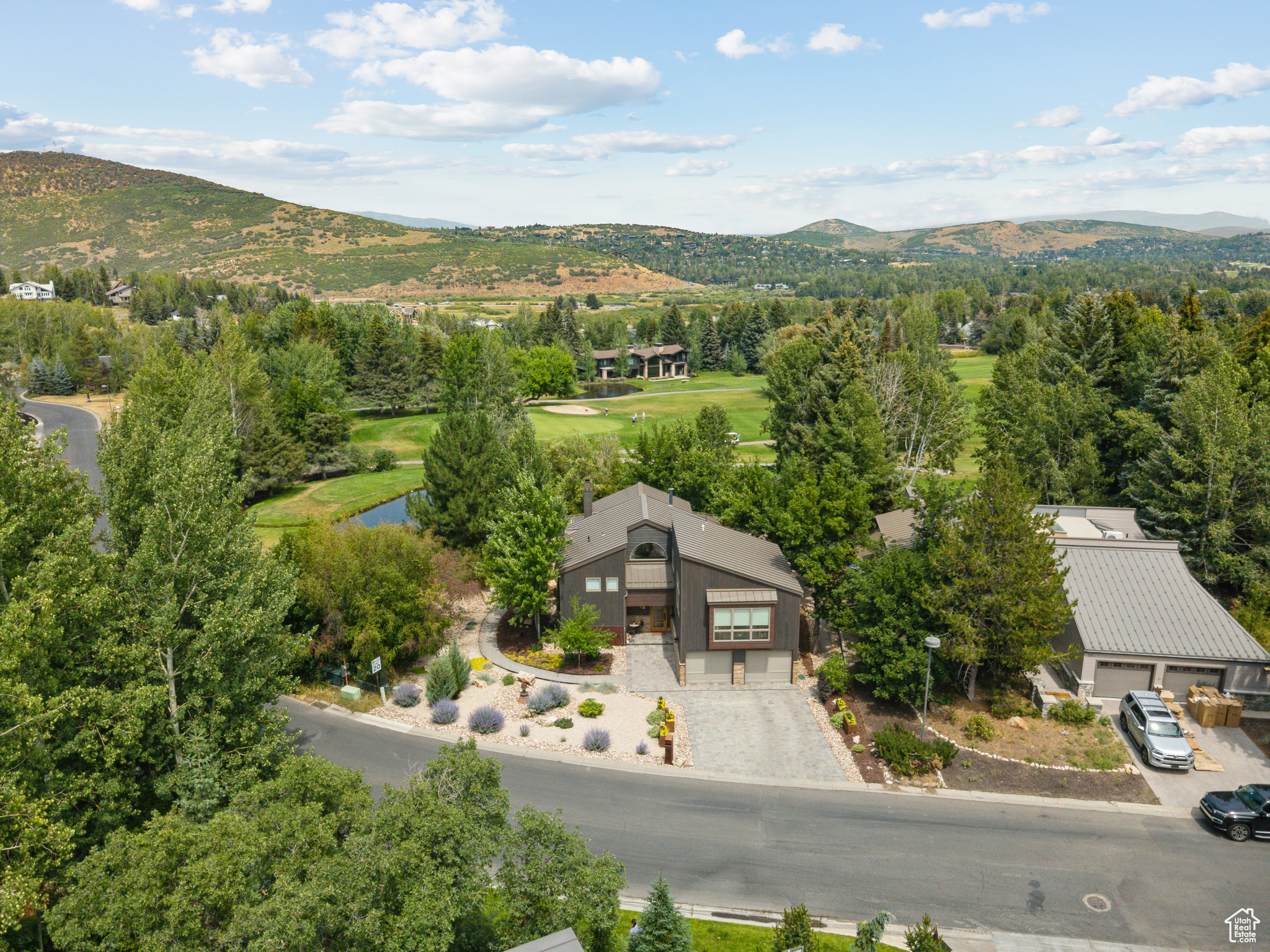 74 THAYNES CANYON DR