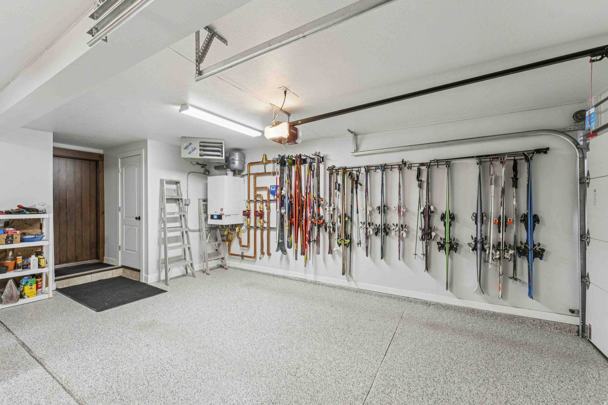 74 THAYNES CANYON DR