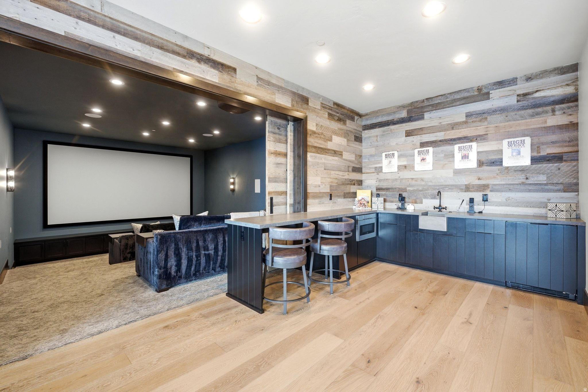 1125 N EXPLORER PEAK DR