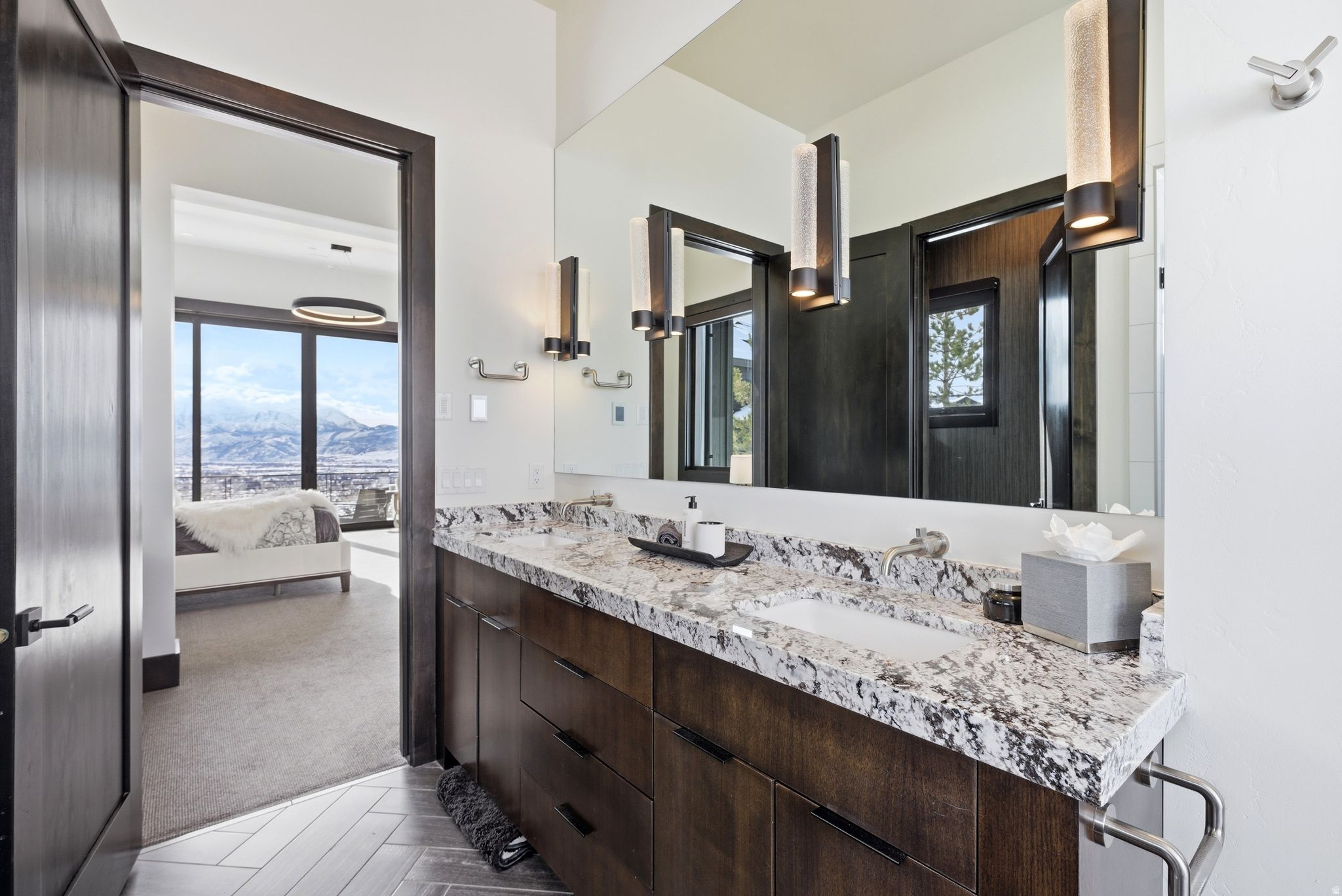 1125 N EXPLORER PEAK DR