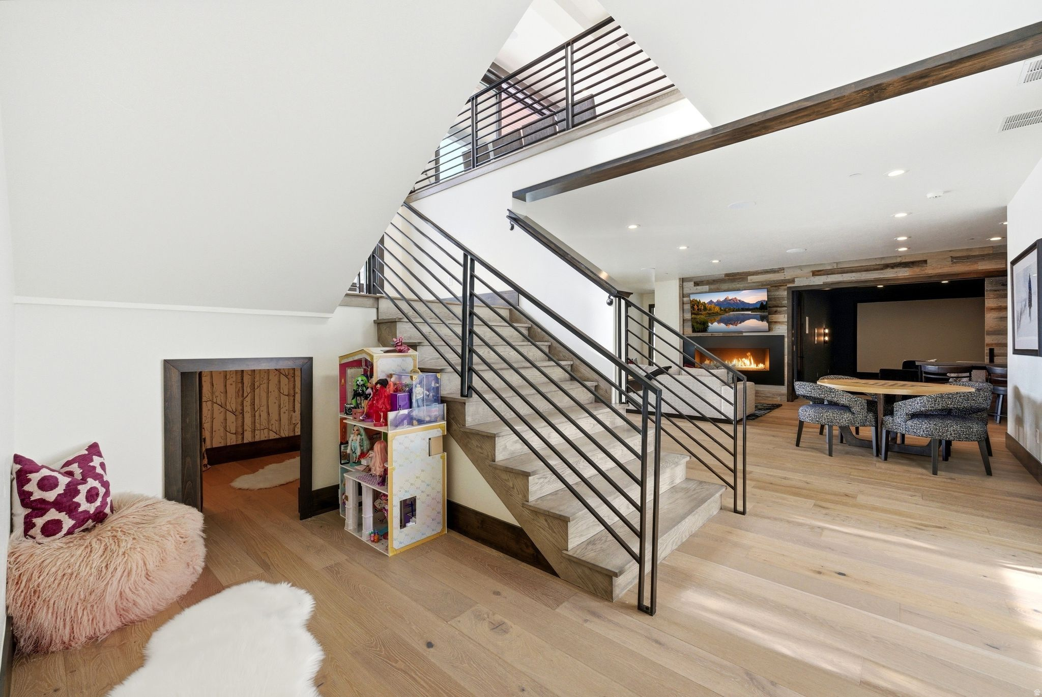 1125 N EXPLORER PEAK DR