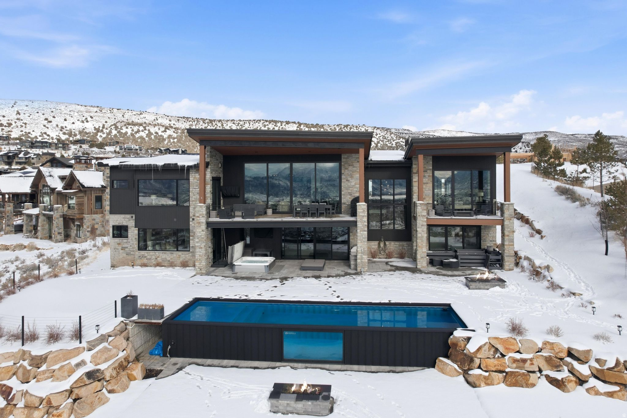 1125 N EXPLORER PEAK DR