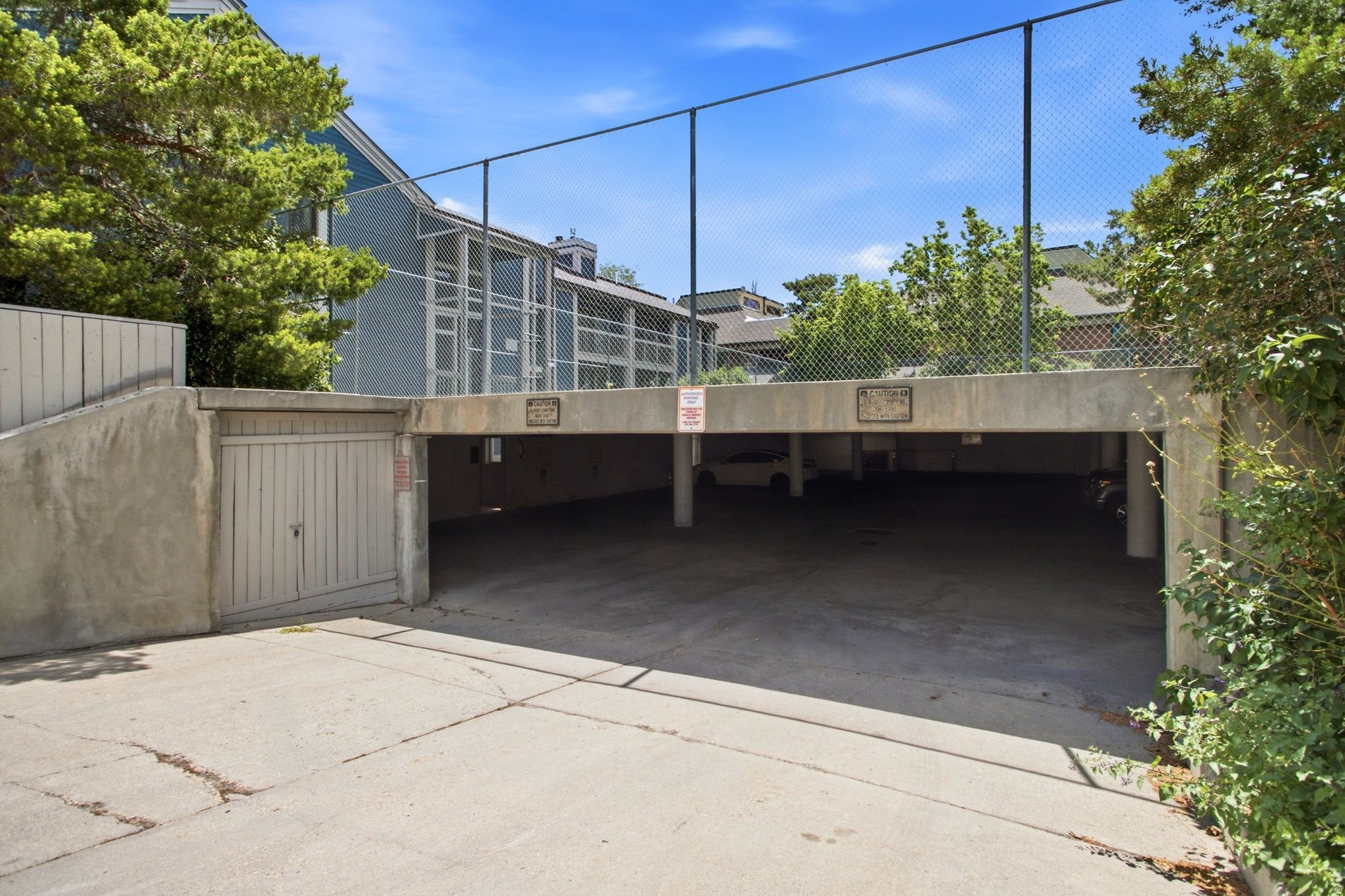 1525 PARK AVE #206
