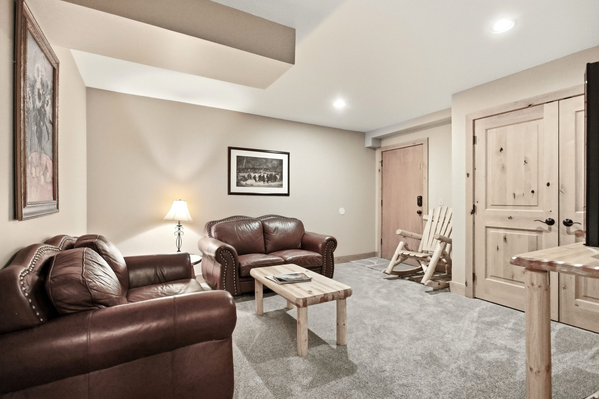 1525 PARK AVE #206