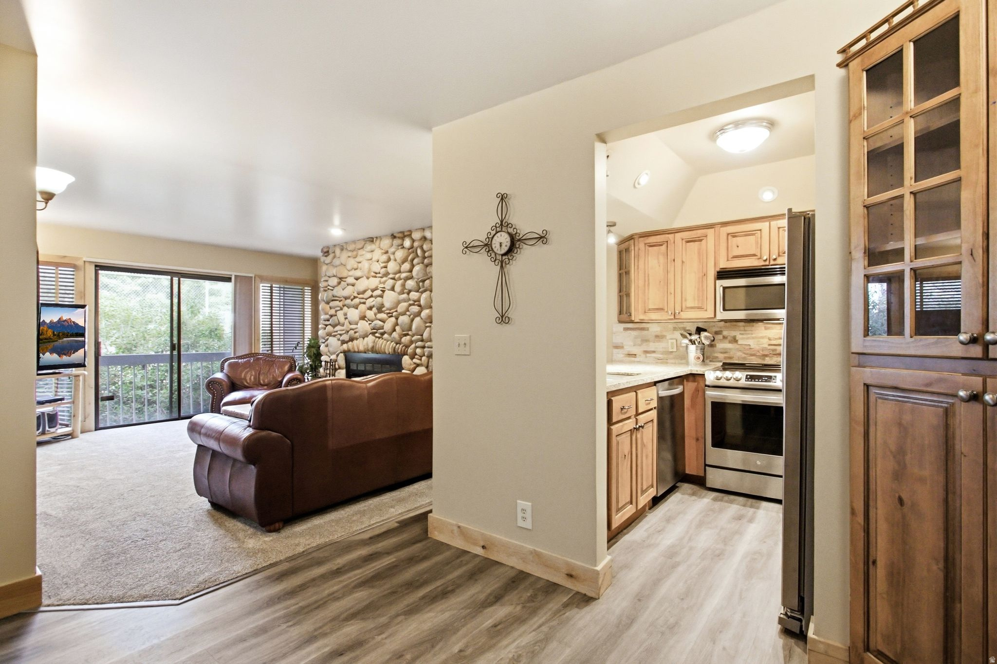 1525 PARK AVE #206
