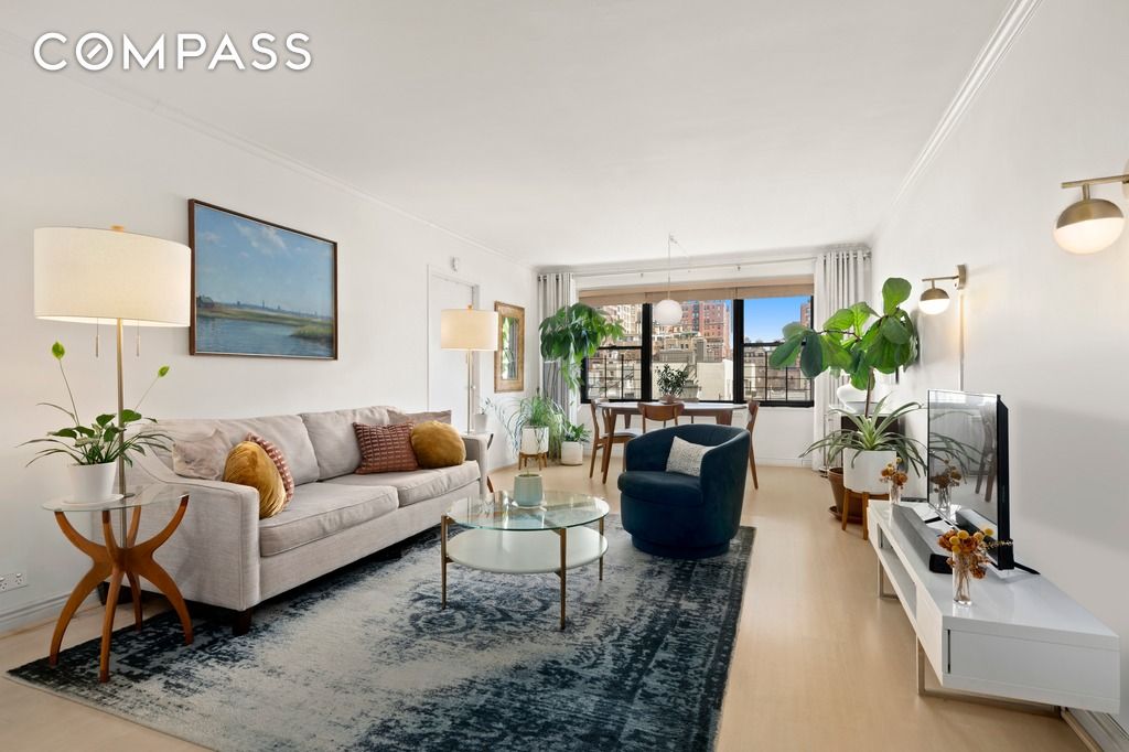 120 E 90th Street 8C