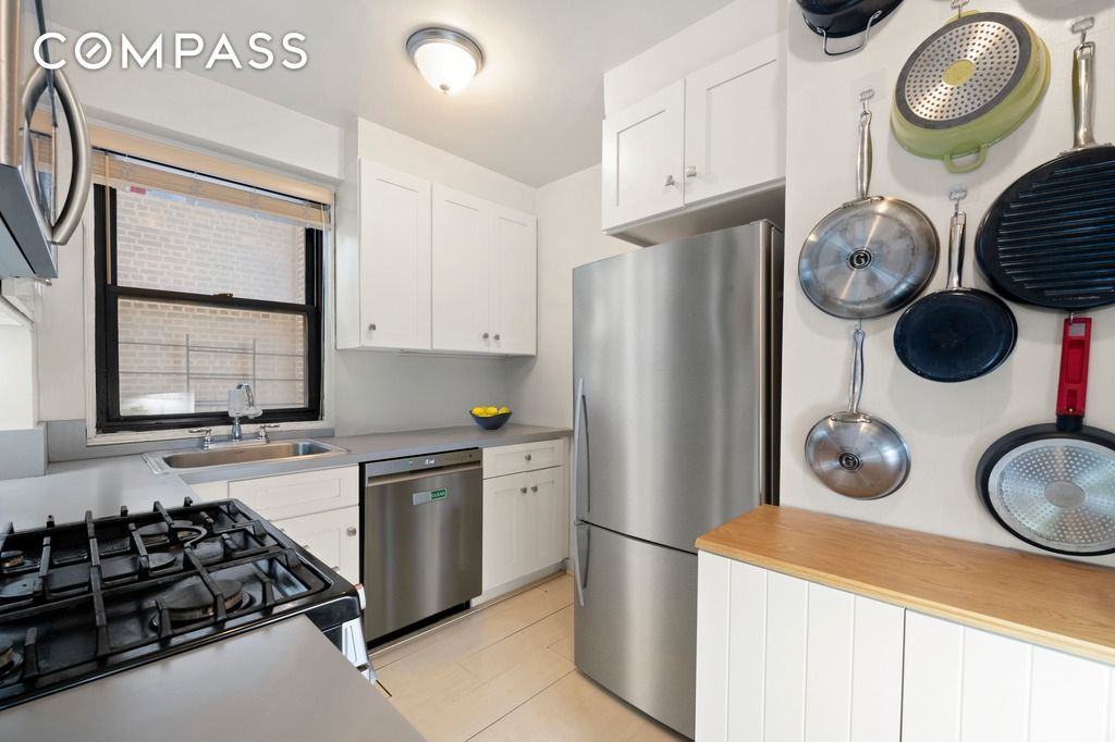 120 E 90th Street 8C