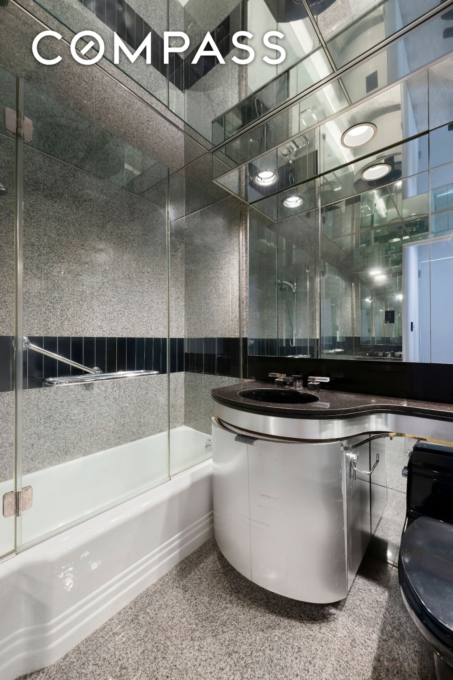 25 Sutton Place S 11M