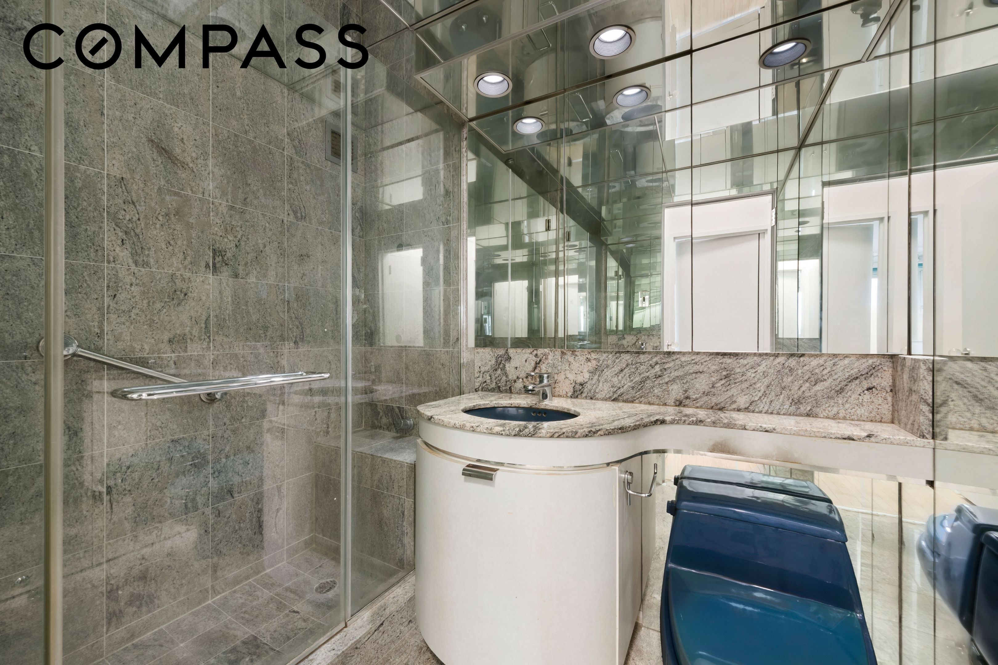 25 Sutton Place S 11M