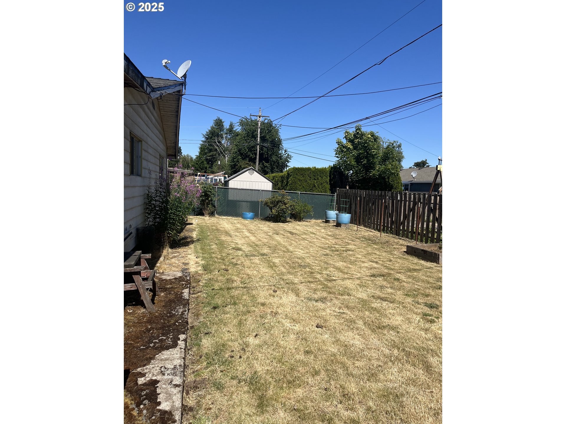 4115 CARSON DR