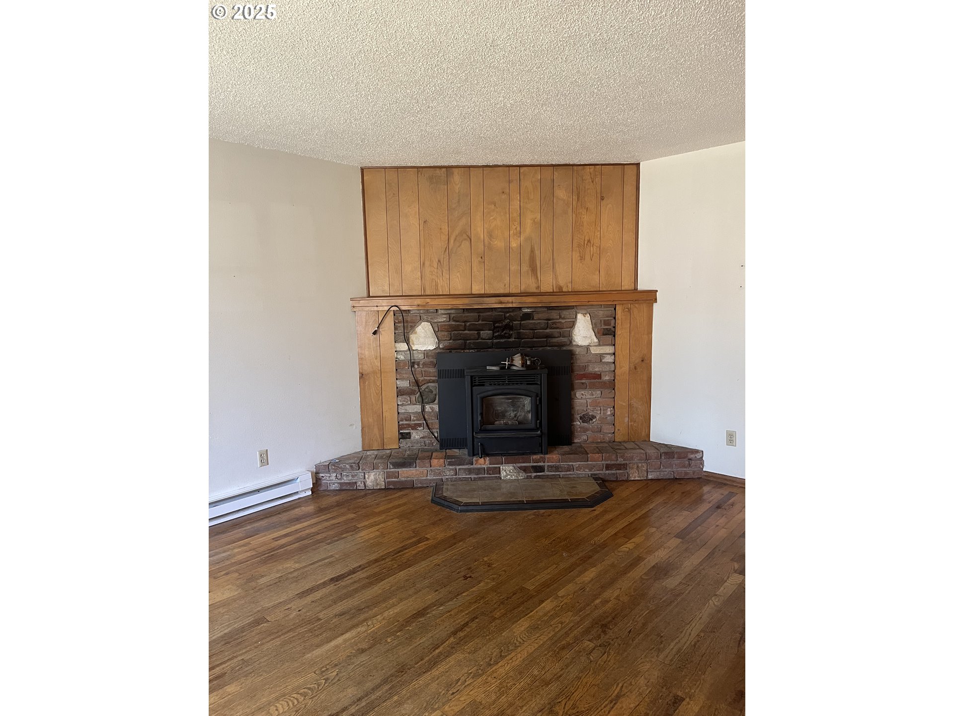 4115 CARSON DR