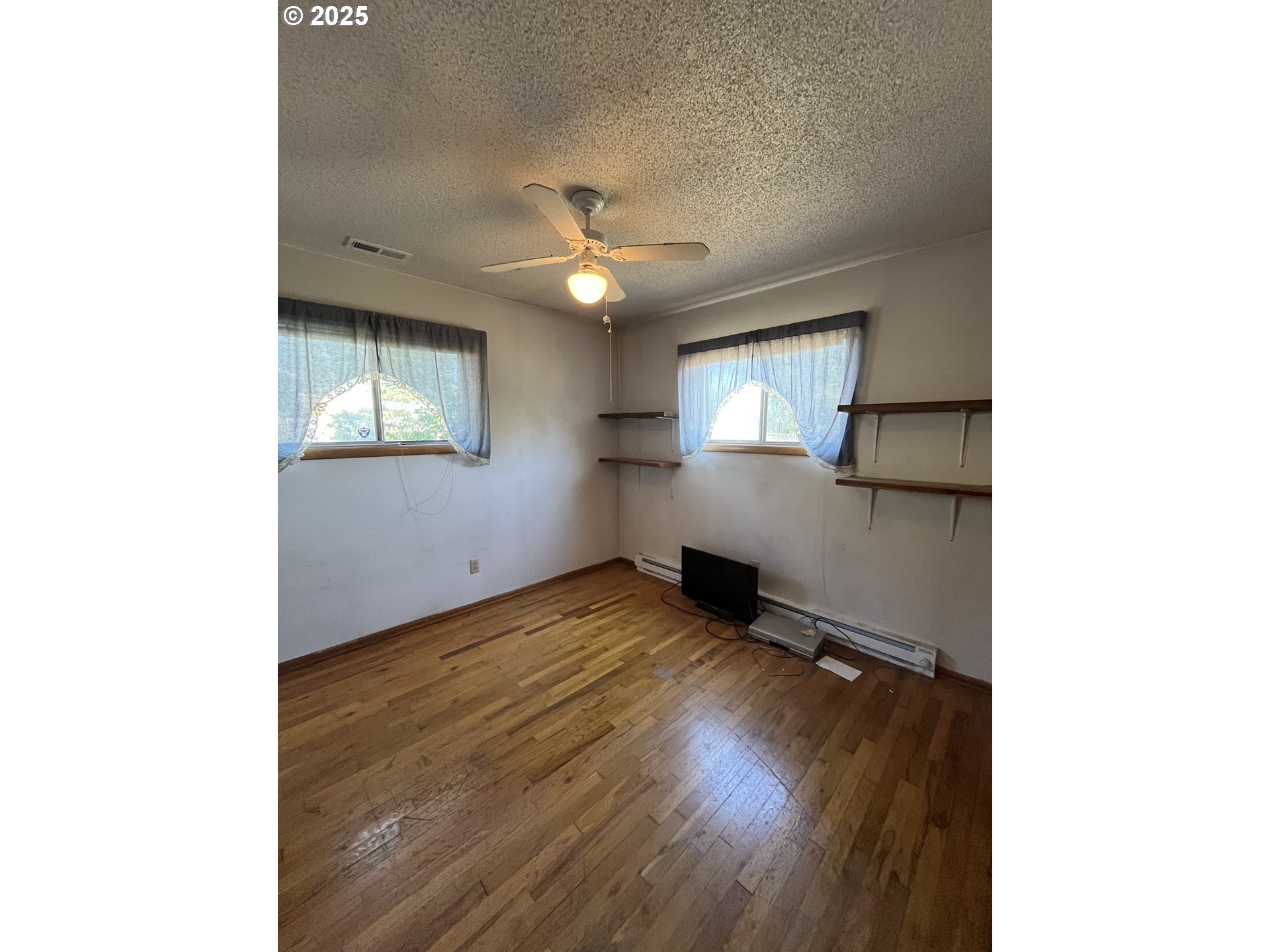 4115 CARSON DR