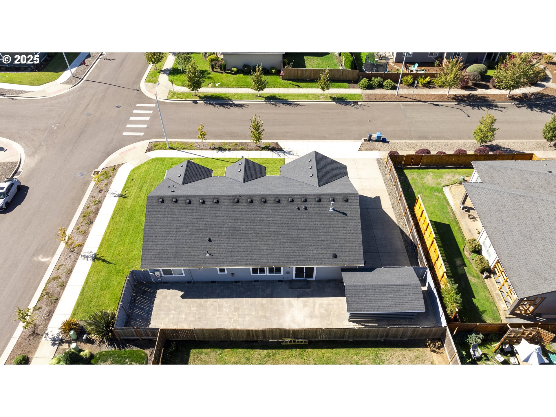 819 RILEY DR