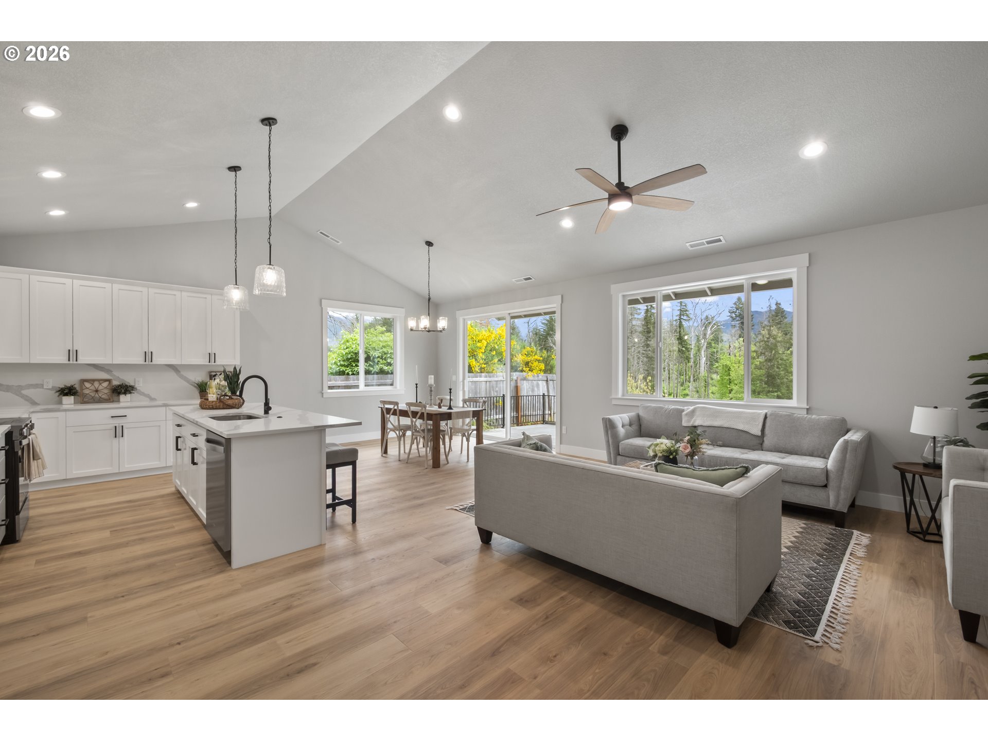 241 DOGWOOD DR