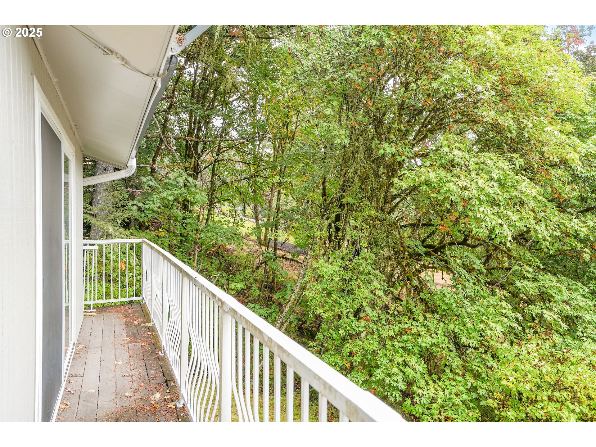 7885 NW RIDGEWOOD DR