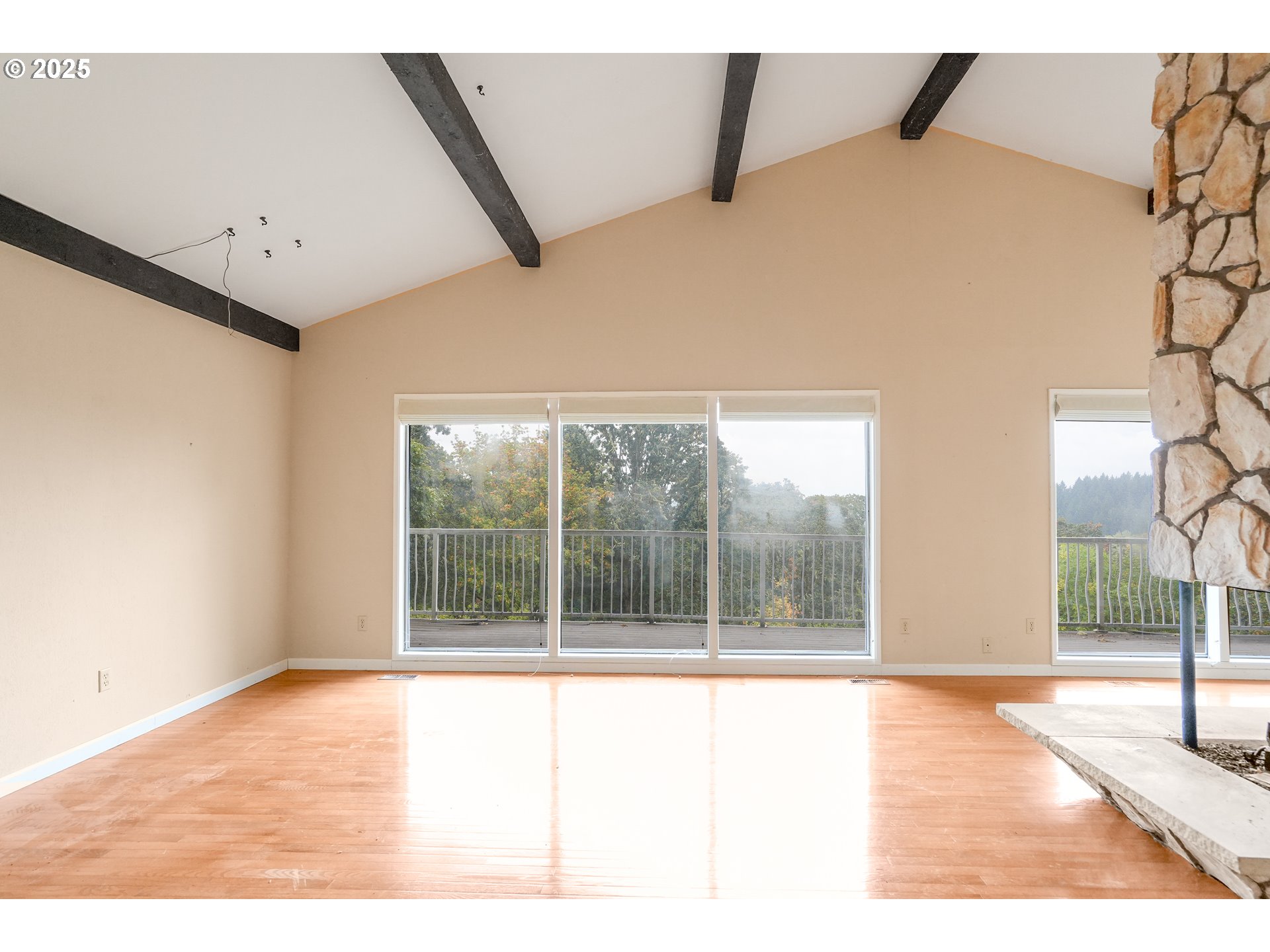 7885 NW RIDGEWOOD DR