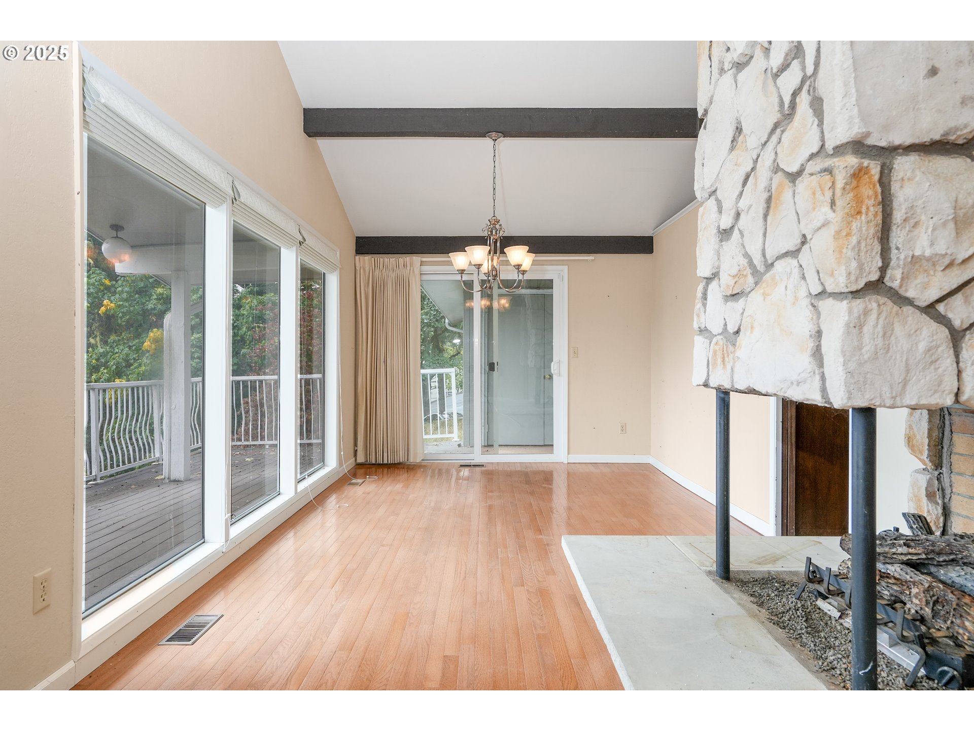 7885 NW RIDGEWOOD DR