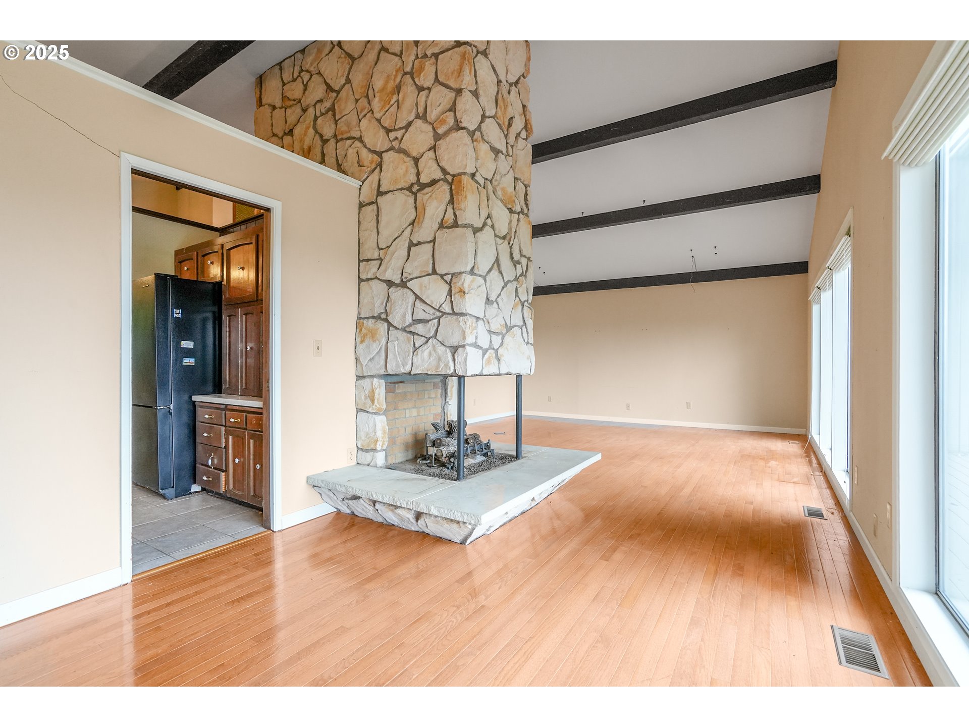 7885 NW RIDGEWOOD DR