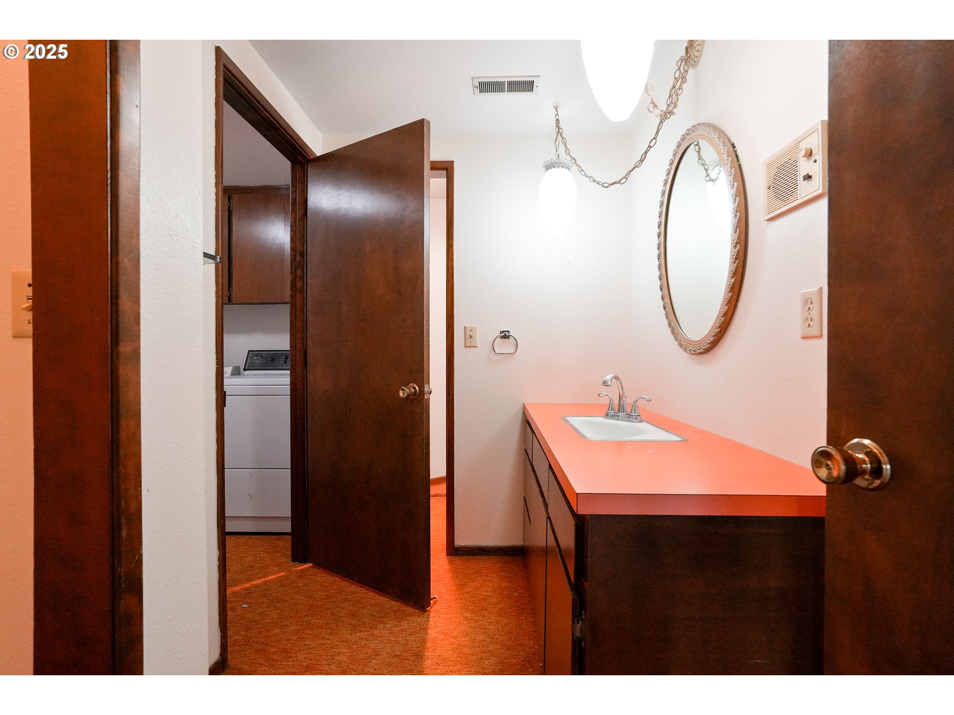 7885 NW RIDGEWOOD DR